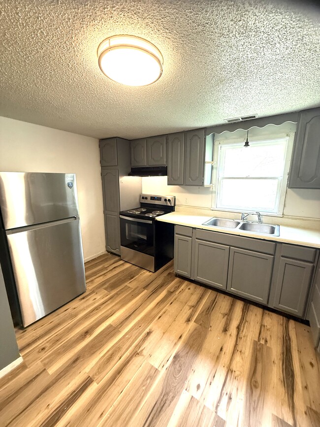 10 Suncrest Terrace Unit 2, Keokuk, IA 52632
