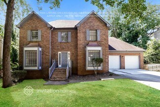 5018 Stoney Point Cir, Stone Mountain, GA 30088
