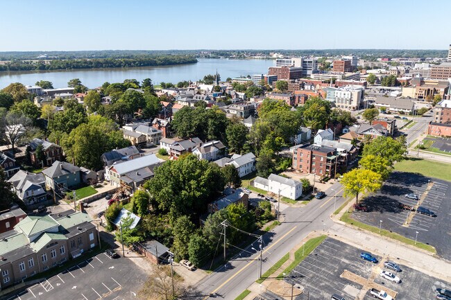 Located along the Ohio River, Evansville brings a community-oriented atmosphere.