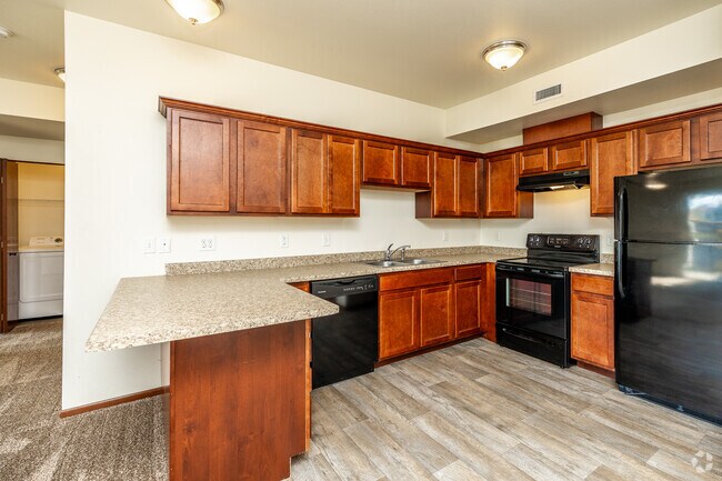 Village Pointe, Tiffin, IA 52340 - photo 5