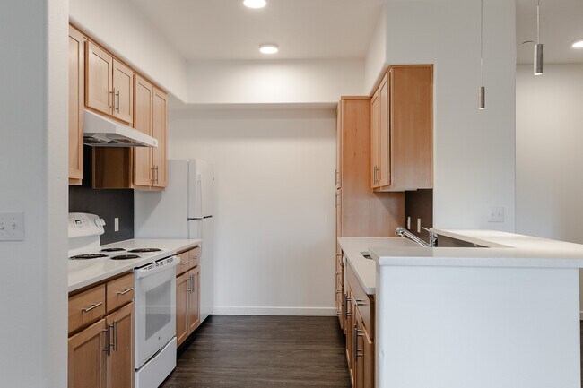 Cedar Grove Apartments, Portland, OR 97229 - photo 7