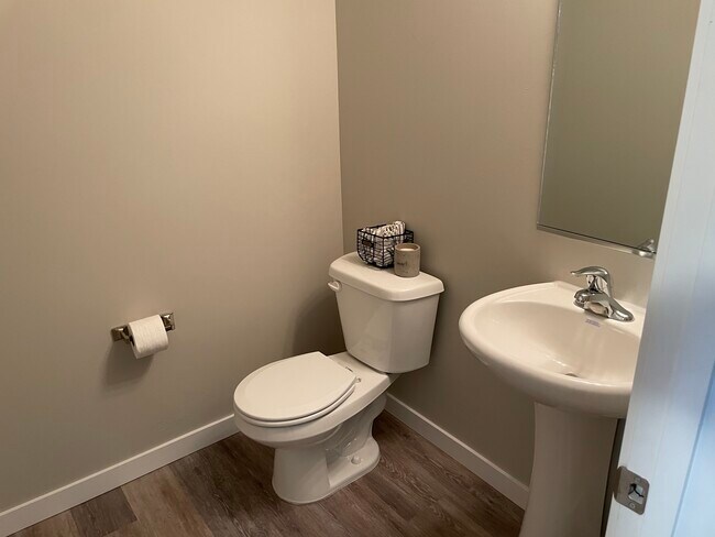 2001 Lawrence Ln unit 503, Blackfoot, ID 83221 - photo 4