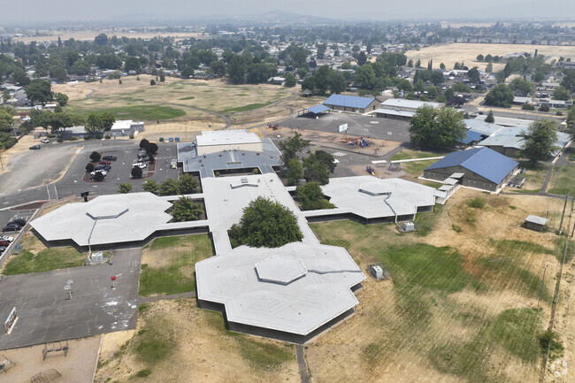 Table Rock Elementary School has a tremendous amount, a school pride.