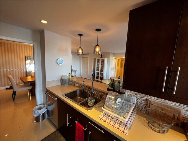 Turnberry Isle unit 9J, Aventura, FL 33180 - photo 7