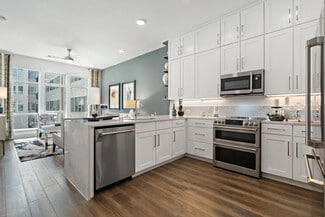 11009 Alterra Pkwy, Austin, TX 78758
