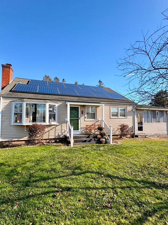 96 Margarite Rd Unit 1, Middletown, CT 06457