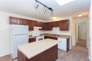 13 Meadow Brook Ln, Butler, PA 16001