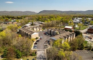 2115 Senior Ct, New Windsor Township, NY 12553