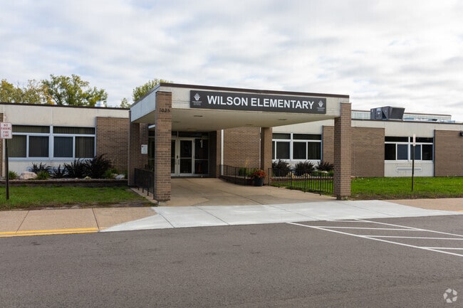 Wilson Elementary School provides education in the neighborhood of 
Andover