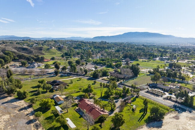 Picturesque views and serene living in Los Ranchitos, Temecula.