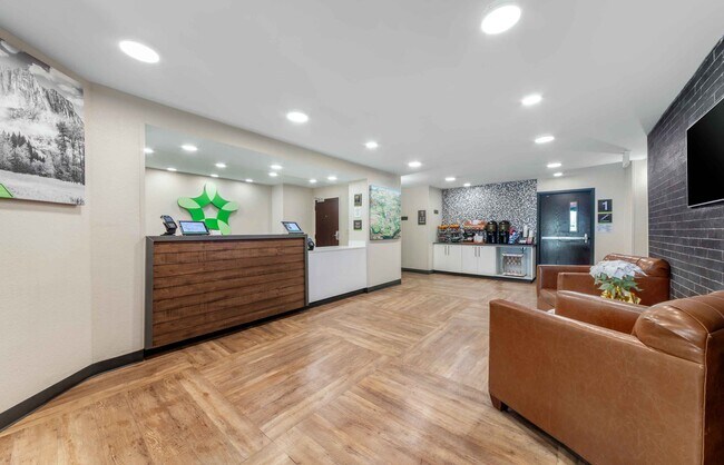 8655 NW 21st Terrace, Miami, FL 33122 - photo 3