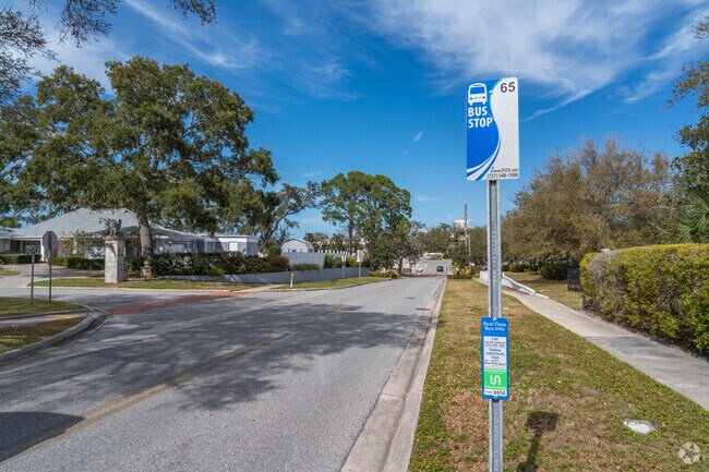 Residents can find transit on main roads leading to Downtown Clearwater.