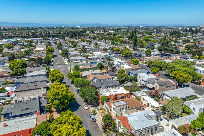 Farrelly Pond District residents are famous to take pride in supporting their community.