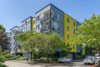 5819 NE Glisan St, Portland, OR 97213