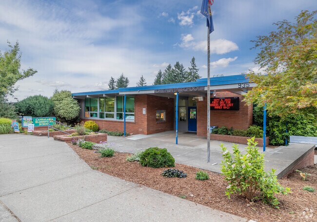Candalaria Elementary School is located on Hansen Ave S in South Salem.