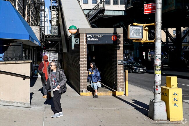 Manhattanville's 1 train is located on the southwest side of 125th street.