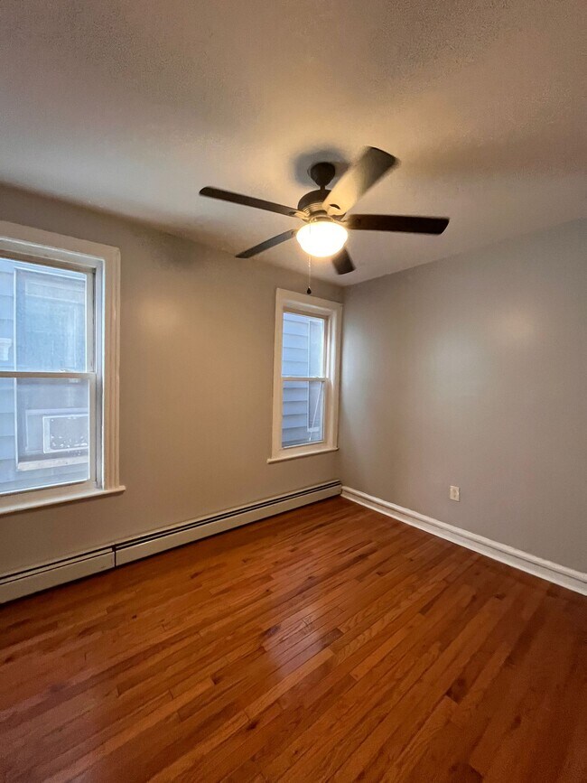 104 Claremont Ave unit 1, Jersey City, NJ 07305 - photo 4