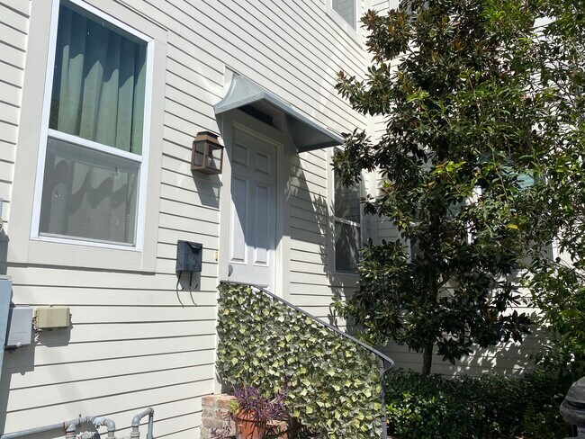 5415 Danneel St unit 5415 - lower unit, New Orleans, LA 70115 - photo 3