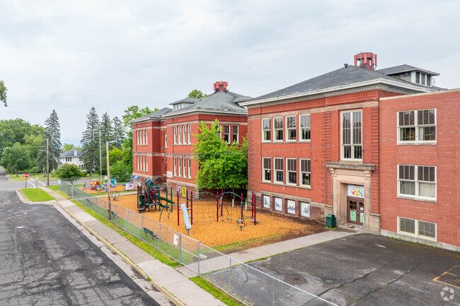 At Lakeside Community School, students thrive in a community-focused educational setting.
