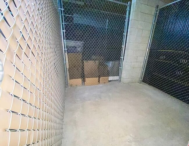 171 N Church Ln unit PH10, Los Angeles, CA 90049 - photo 4