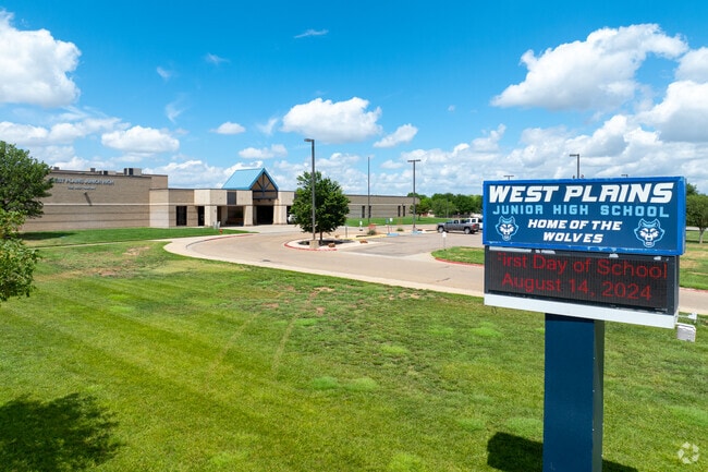 West Plains Junior High School currently carries a 15 to 1 student teacher ratio.