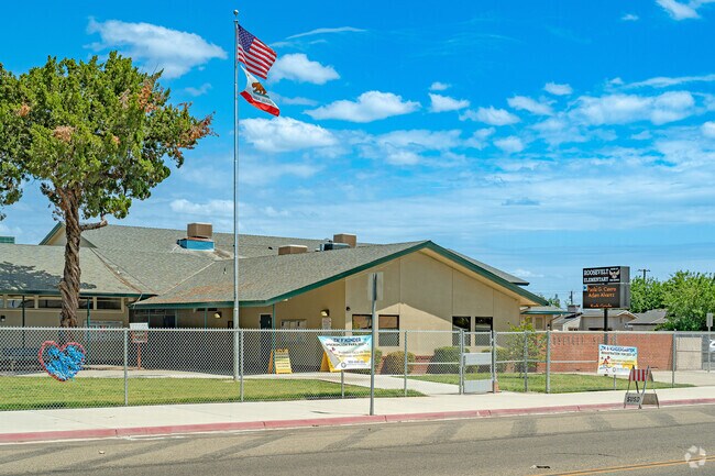 Theodore Roosevelt Elementary School serves grades K-6 in Selma.