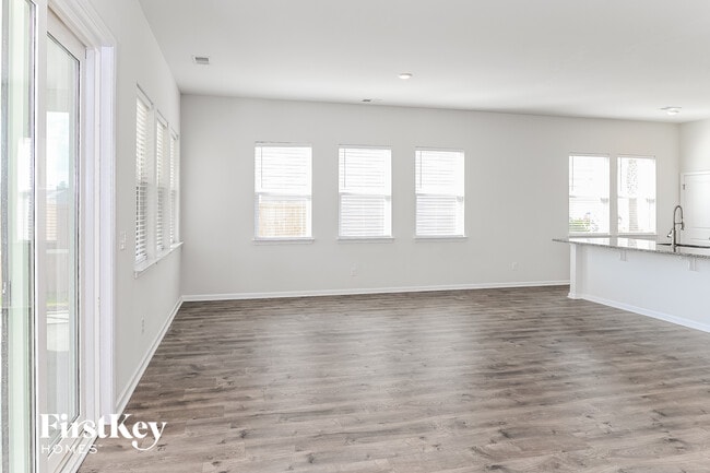 405 Ribiero Dr, Summerville, SC 29486 - photo 3