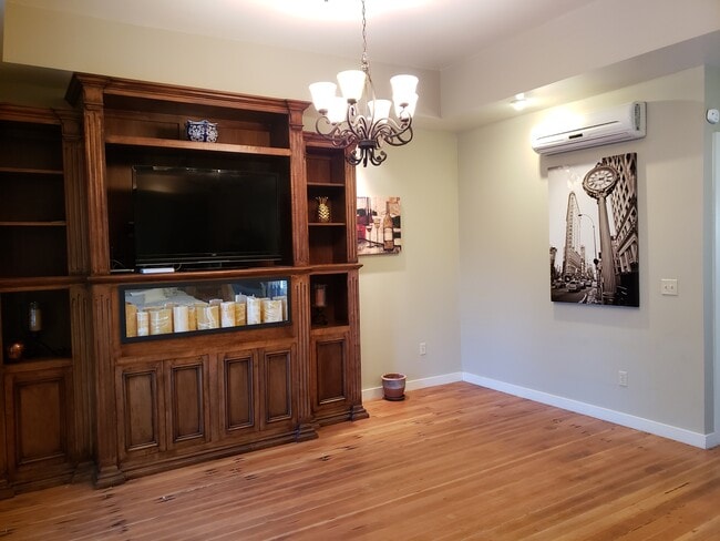 Wineman, San Luis Obispo, CA 93401 - photo 2