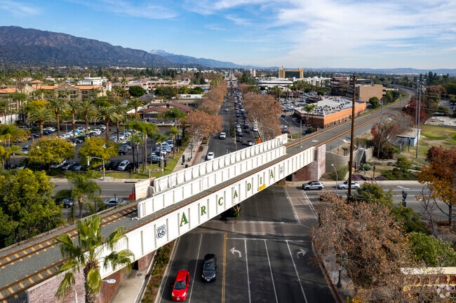 Arcadia Train Bridge is a really cool sight to see when cruising through the city.
