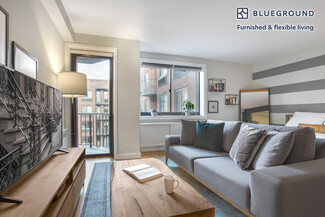 101 W 15th St Unit FL5-ID24, New York, NY 10011