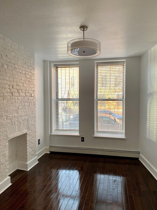 184 Hull St unit A, Brooklyn, NY 11233 - photo 2