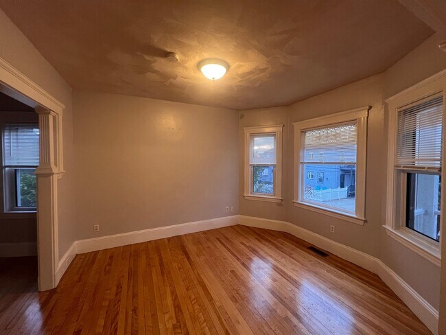 108 W Quincy St unit 1, Somerville, MA 02144 - photo 5