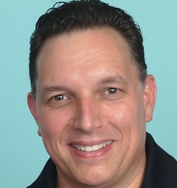 Agent Photo
