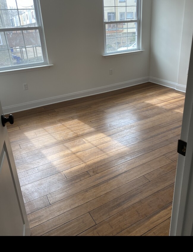 535 Titan St, Philadelphia, PA 19147