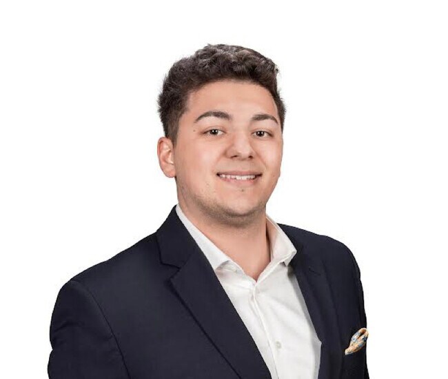 Agent Photo