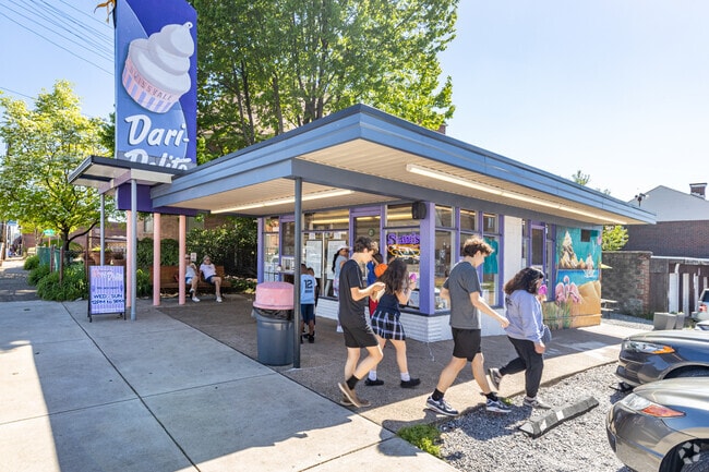 Swissvale Dari Delite is a great place to hang out with your friends.