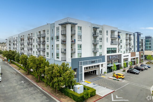 Symmetry, Northridge, CA 91324 - photo 7