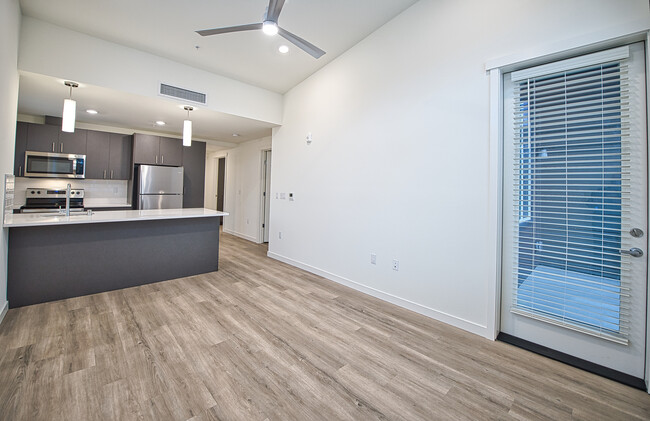 2nd view of the Livingroom