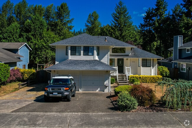 Cedar River offers a mix of home styles and sizes.