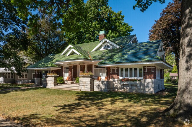 Among the variety of home types in Highland, are unique Prairie style homes.