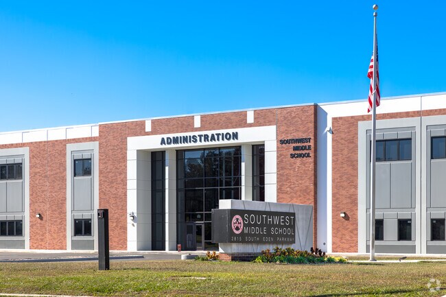 Southwest Middle School is a public school located in Lakeland, FL..