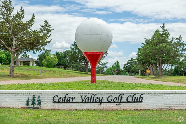 Cedar Valley Golf Club offers Cedar Valley visitors 36 holes.