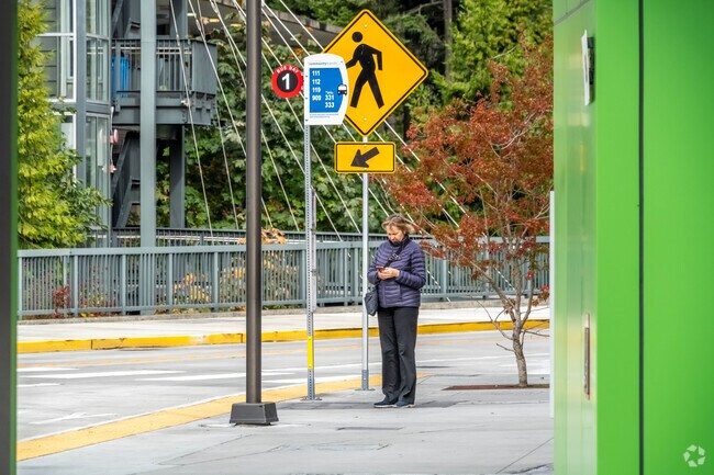 Ballinger is very well connected to other parts of the city with ample public transportation.