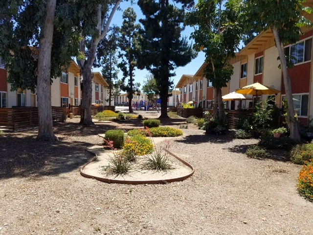 Meadowbrook, San Diego, CA 92139 - photo 2