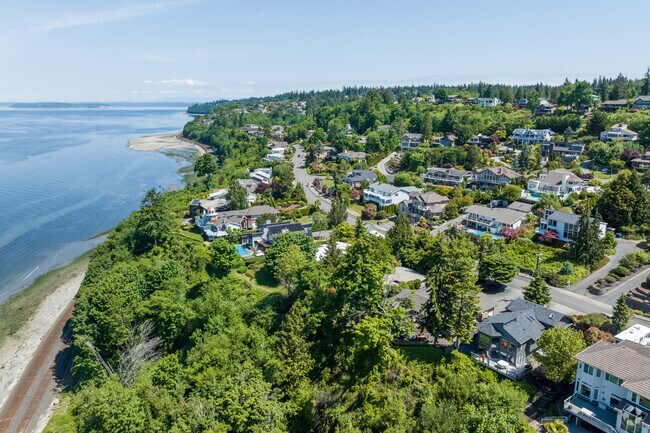 The homes at Harbour Pointe overlooking the Puget Sound.