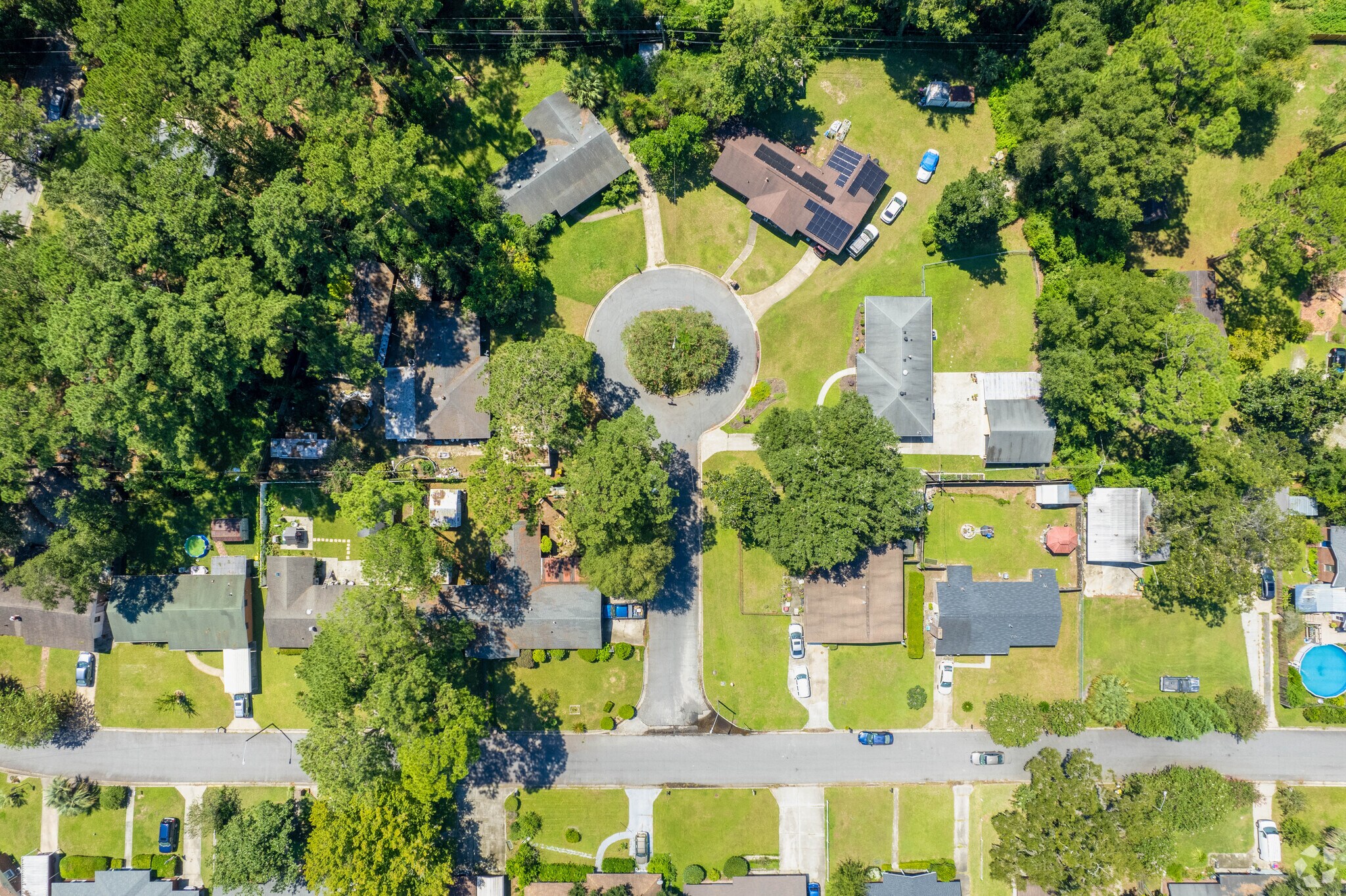 Aerial view of houses in the Oakhurst neighborhood.