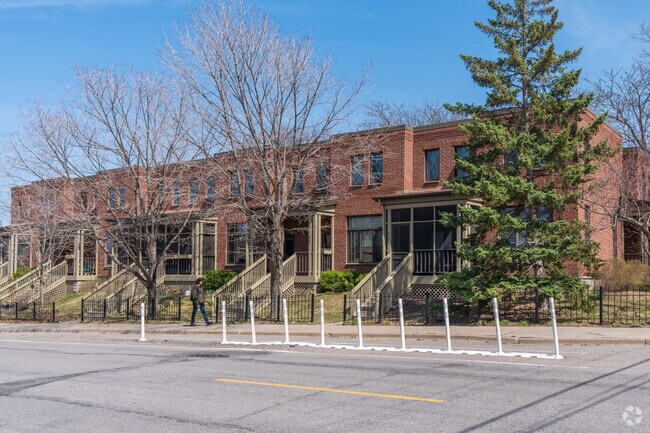 Townhomes along 20th Ave South in the Cedar-Riverside Neighborhood.