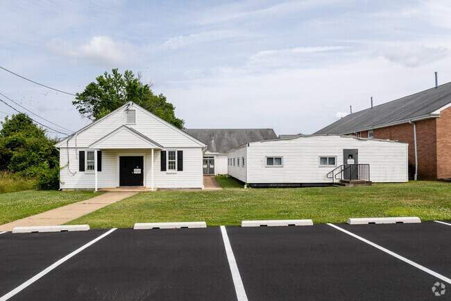 Bensalem Baptist School classrooms in Bensalem.