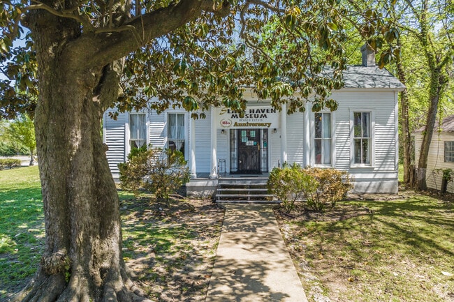 This 19th-century home in North Memphis was once apart of the Underground Railroad.