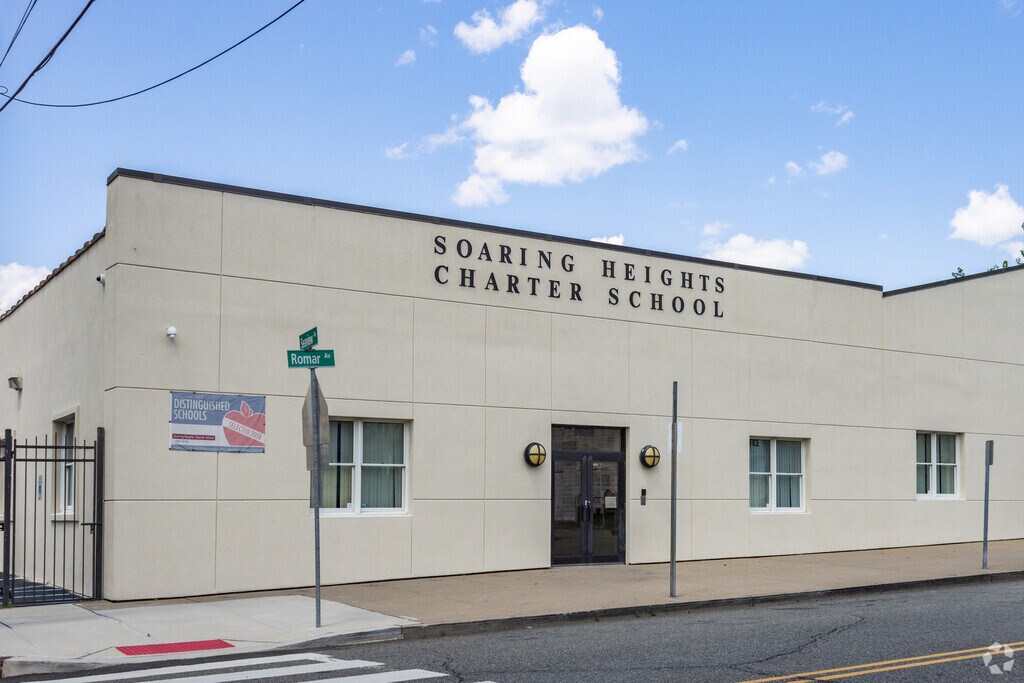 Your kids will enjoy learning in the inspiring atmosphere at Soaring Heights Charter School.
